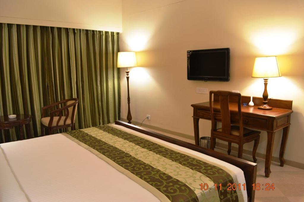 Uday Suites - The Airport Hotel Thiruvananthapuram Eksteriør bilde